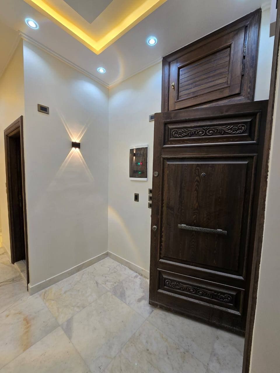 شقة 5 غرف 1 صالات 180م² طابق 1 للبيع