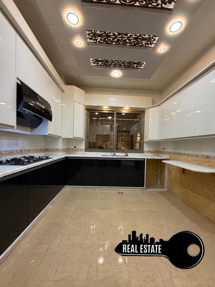 شقة 3 غرف 1 صالات 140م² للبيع