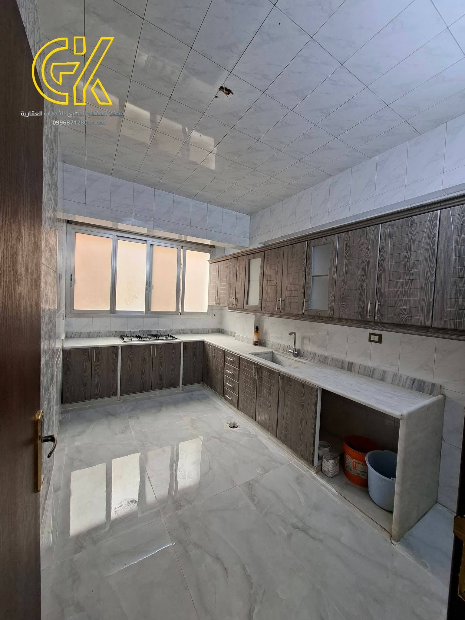 شقة 3 غرف 1 صالات 130م² طابق 3 للبيع