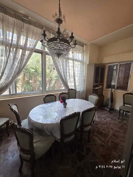 شقة 5 غرف 1 صالات 220م² طابق 1 للبيع