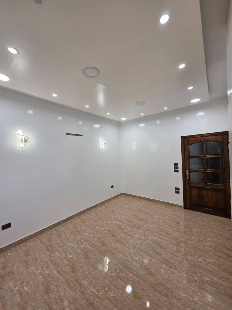 شقة 3 غرف 1 صالات 130م² طابق 3 للبيع