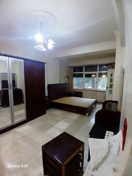 شقة 1 غرف 1 صالات 90م² طابق 1 مع فرش للإيجار