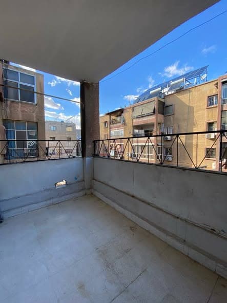 شقة 2 غرف 1 صالات 110م² طابق 3 للبيع