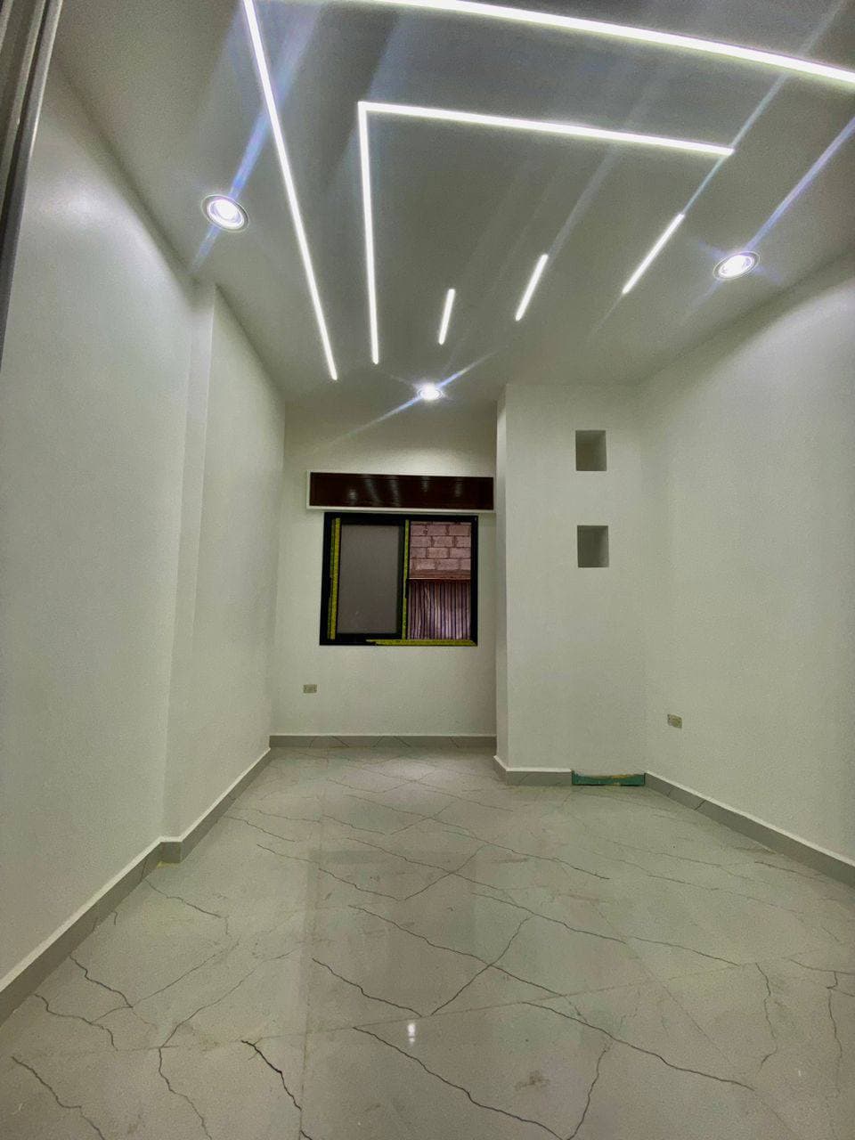 شقة 2 غرف 1 صالات 70م² طابق 1 للبيع