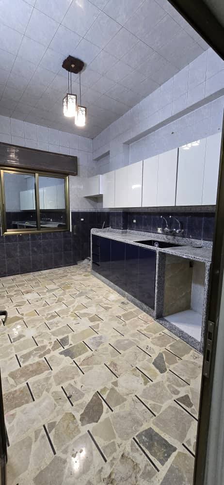 شقة 4 غرف 1 صالات 145م² طابق 2 للبيع