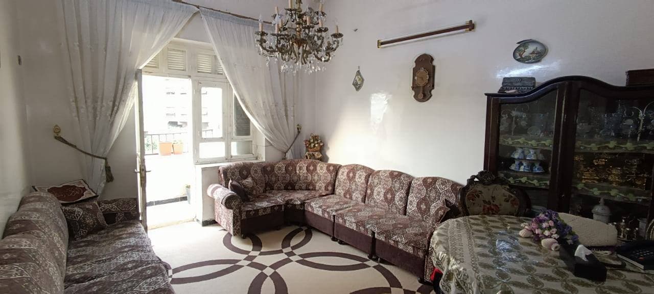 شقة 4 غرف 1 صالات 140م² طابق 1 للبيع