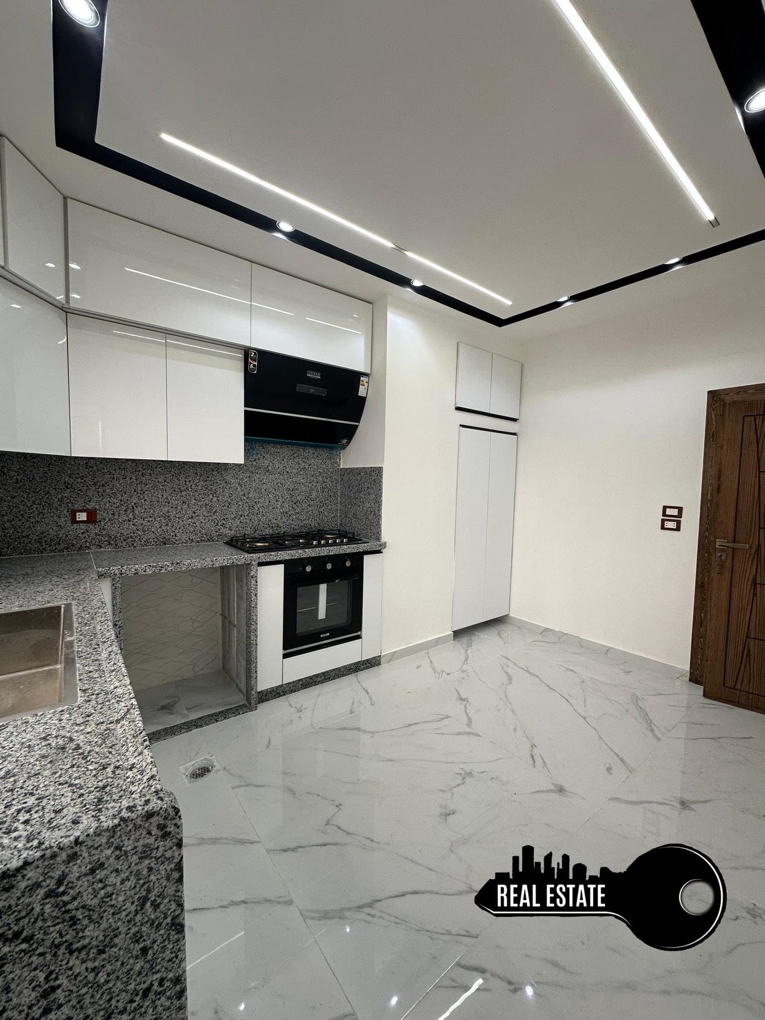 شقة 2 غرف 1 صالات 100م² للبيع