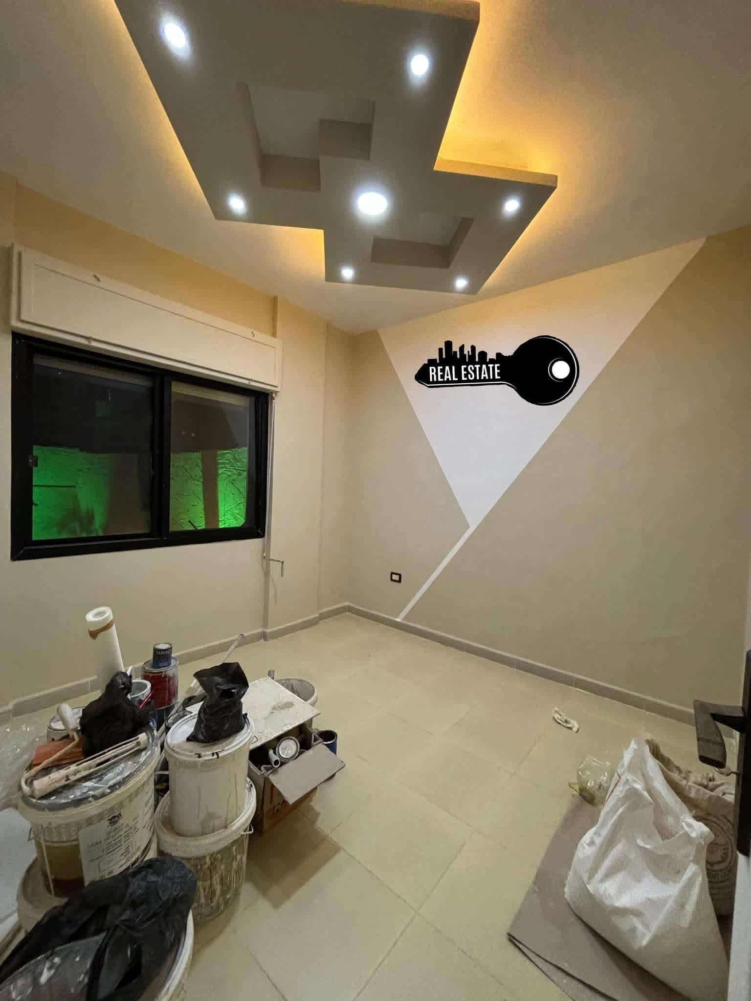 شقة 2 غرف 1 صالات 90م² أرضي للبيع