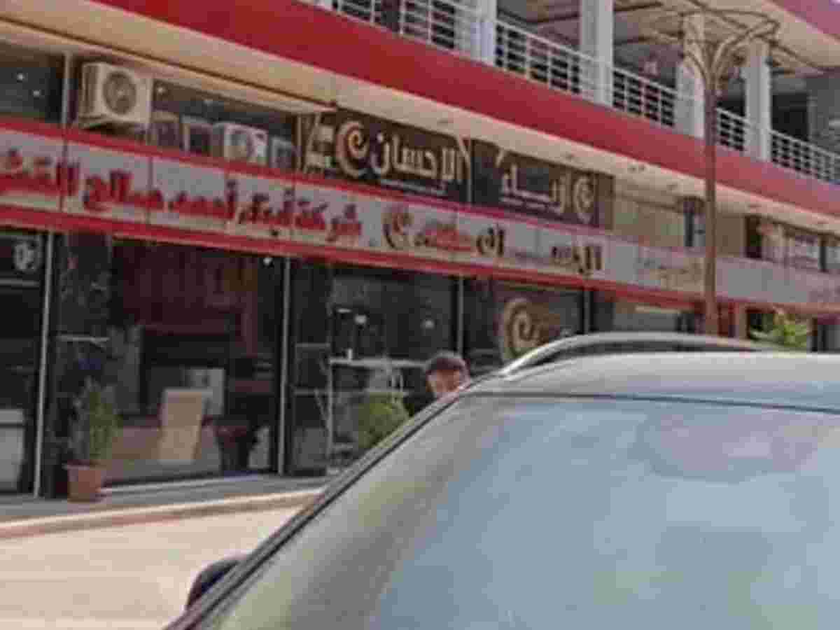صالة 100م² للبيع