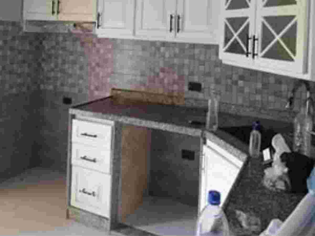 شقة 3 غرف 1 صالات طابق 1 للإيجار