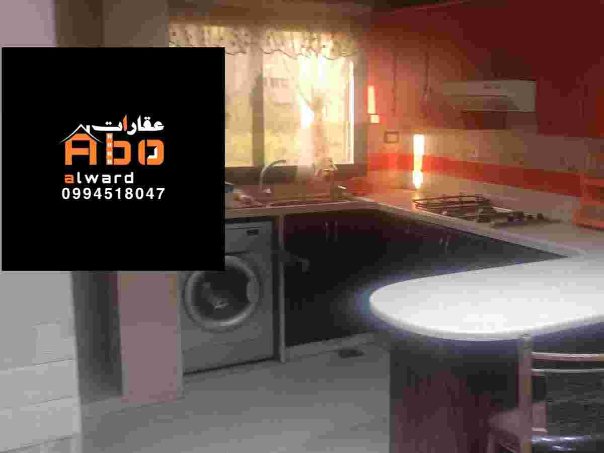 شقة 2 غرف 1 صالات 90م² طابق 2 مع فرش للإيجار