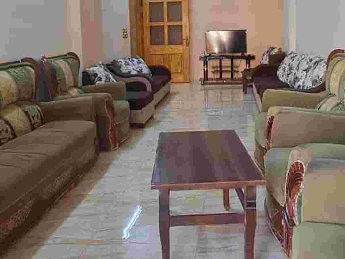 شقة 2 غرف 1 صالات طابق 1 مع فرش للإيجار