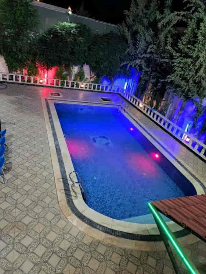 فيلا 6 غرف 2 صالات 300م² مع فرش للبيع