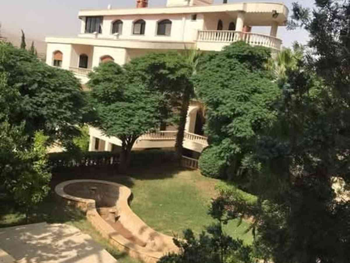 فيلا 11 غرف 5 صالات 600م² للبيع