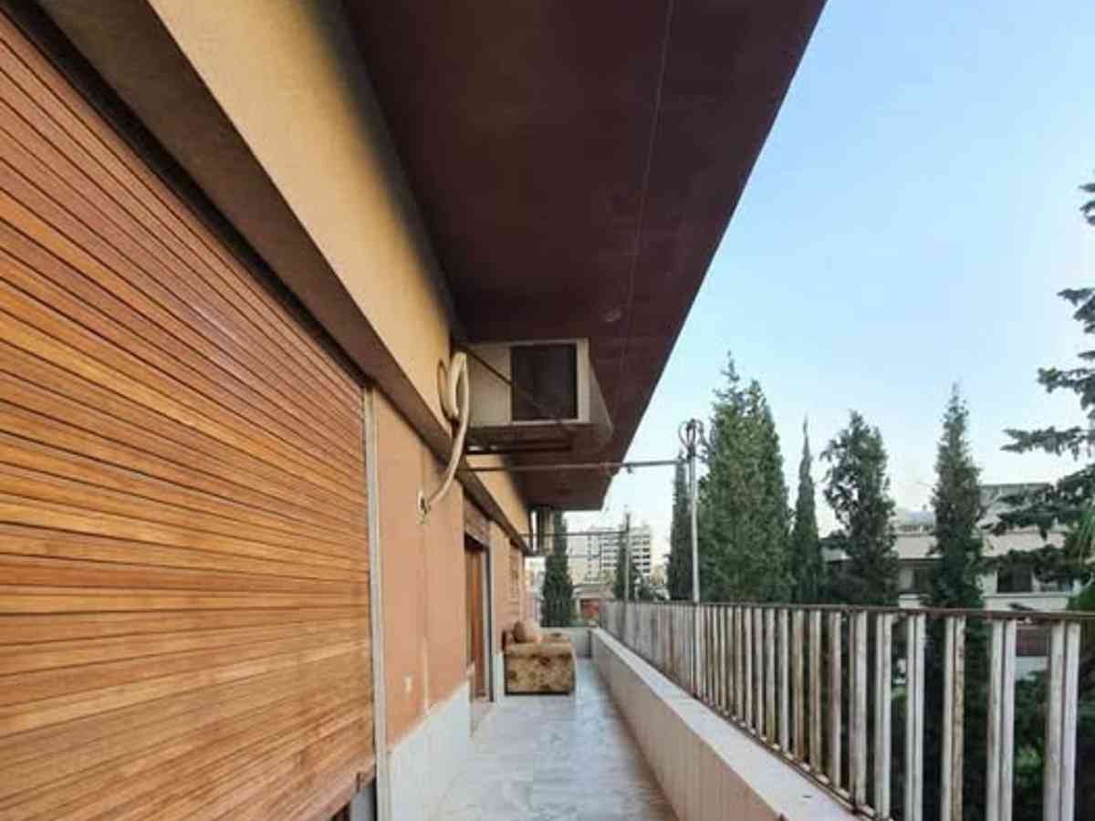 شقة 8 غرف 360م² طابق 3 للبيع