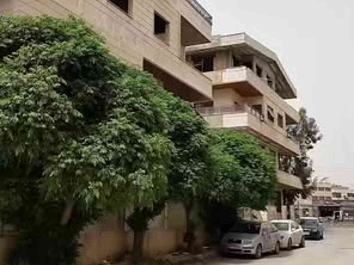 شقة 3 غرف 1 صالات 300م² للبيع