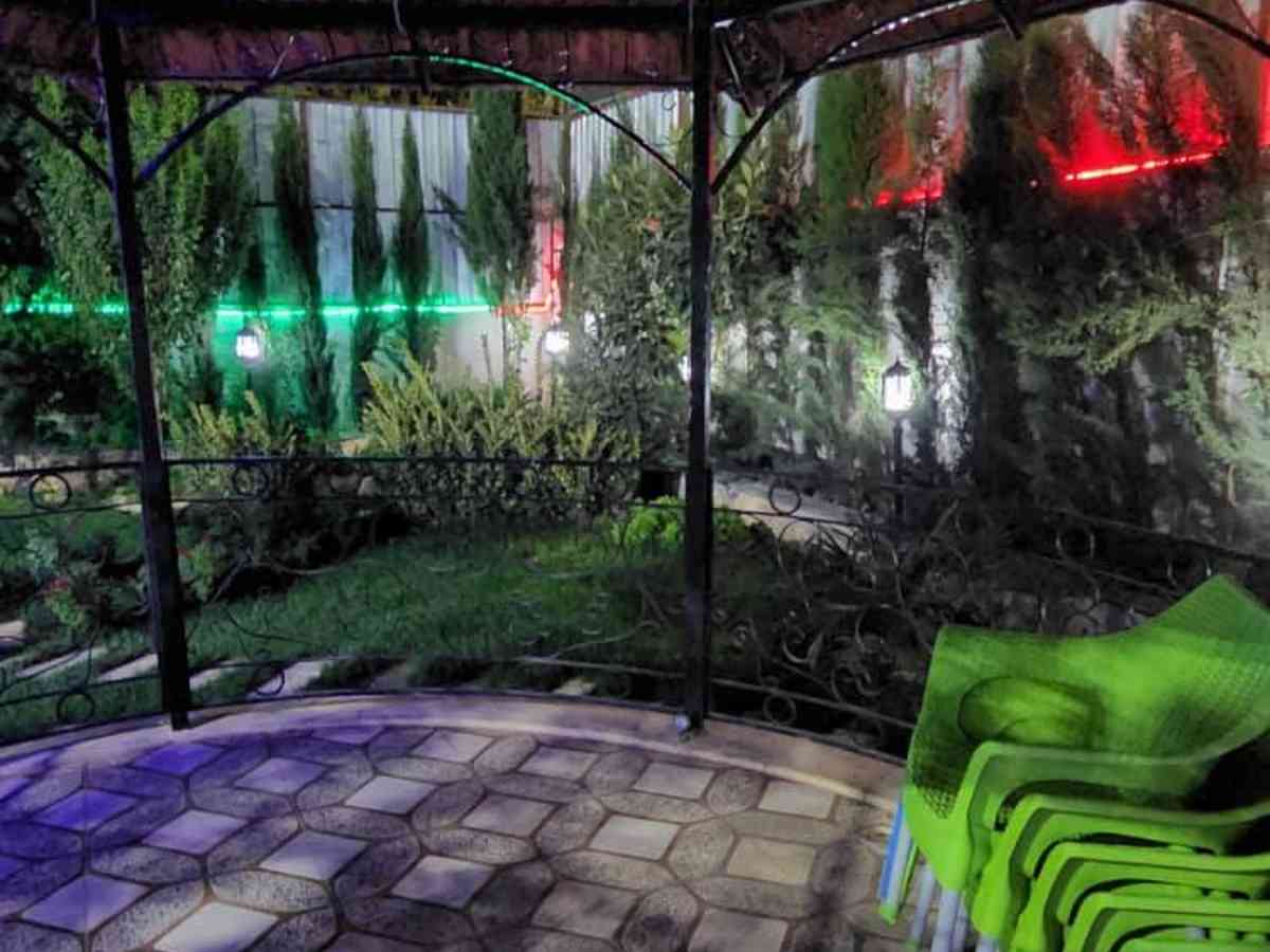 مزرعة 4 غرف 1 صالات 295م² طابق 1 للبيع