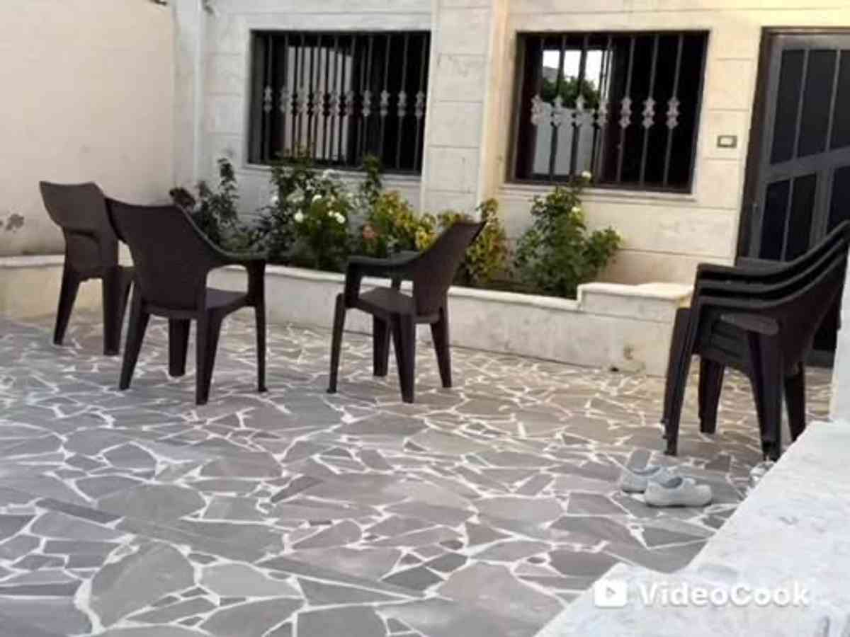 فيلا 2 غرف 1 صالات 180م² مع فرش للبيع