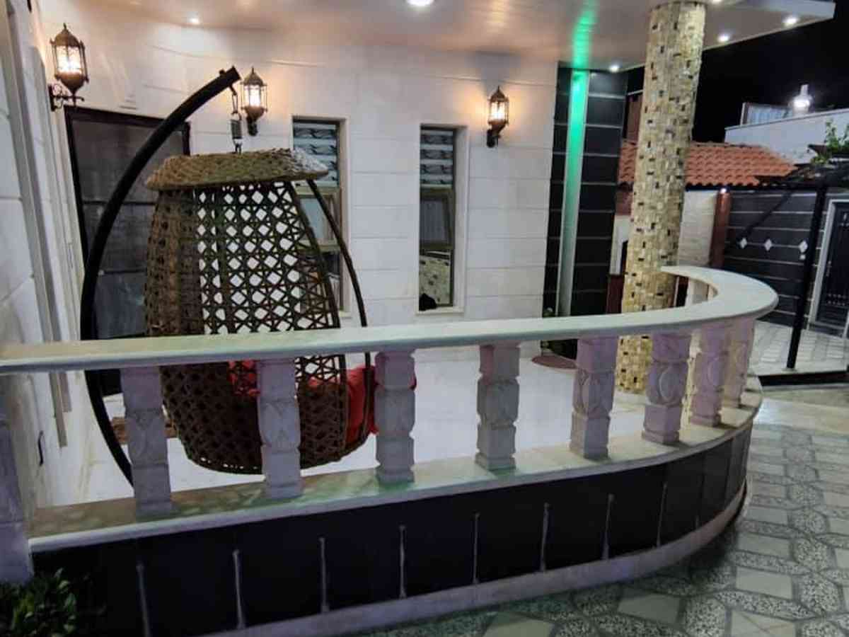 مزرعة 4 غرف 1 صالات 295م² طابق 1 للبيع