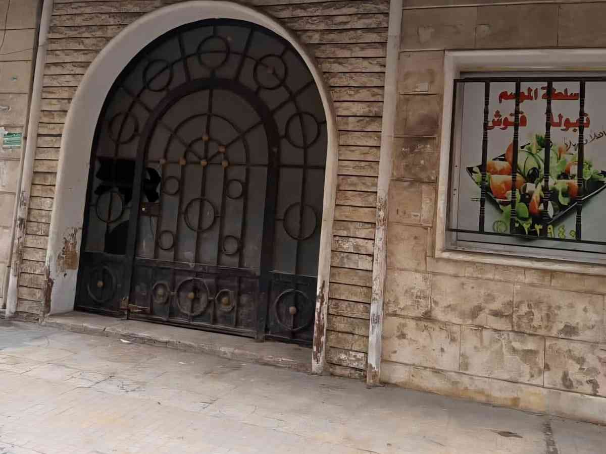 محل 90م² للبيع