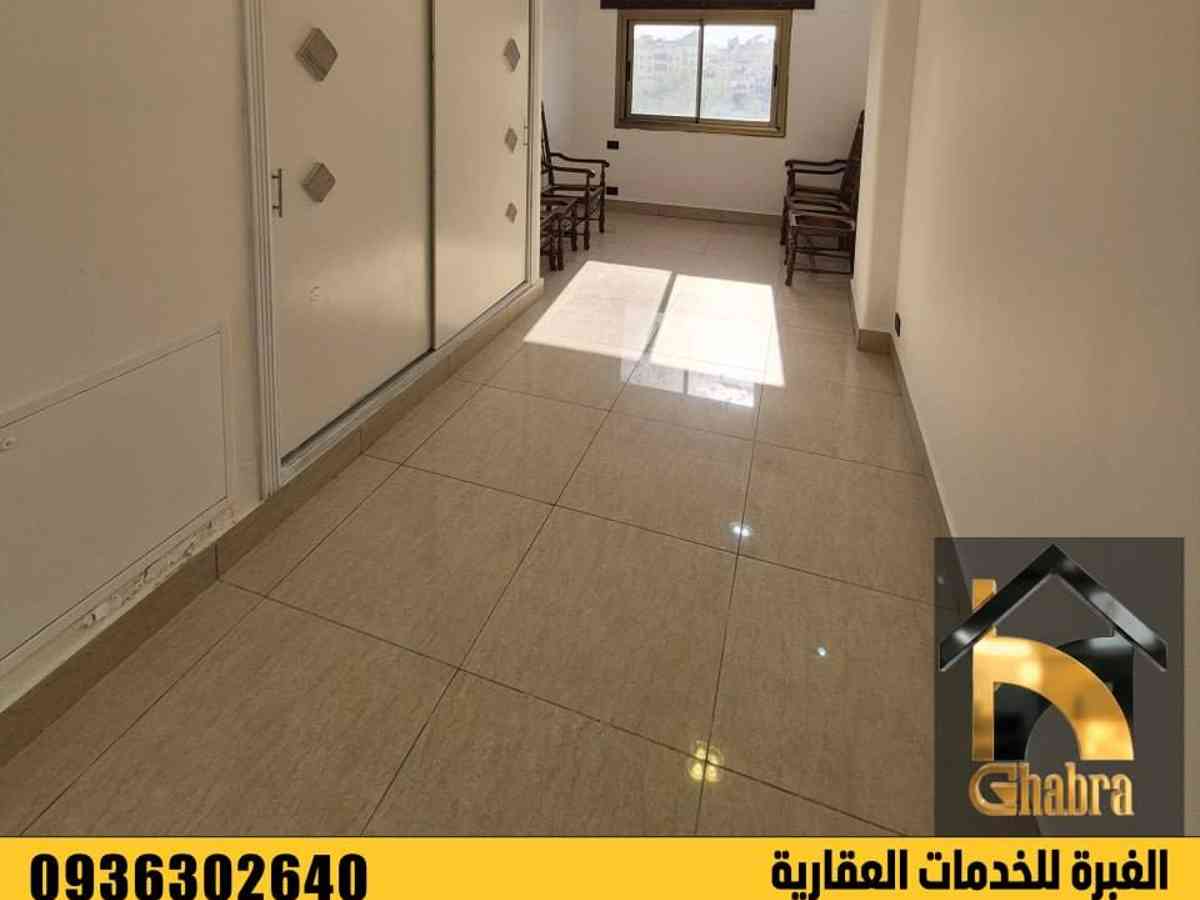 شقة 3 غرف 2 صالات 225م² طابق 2 مع فرش للبيع