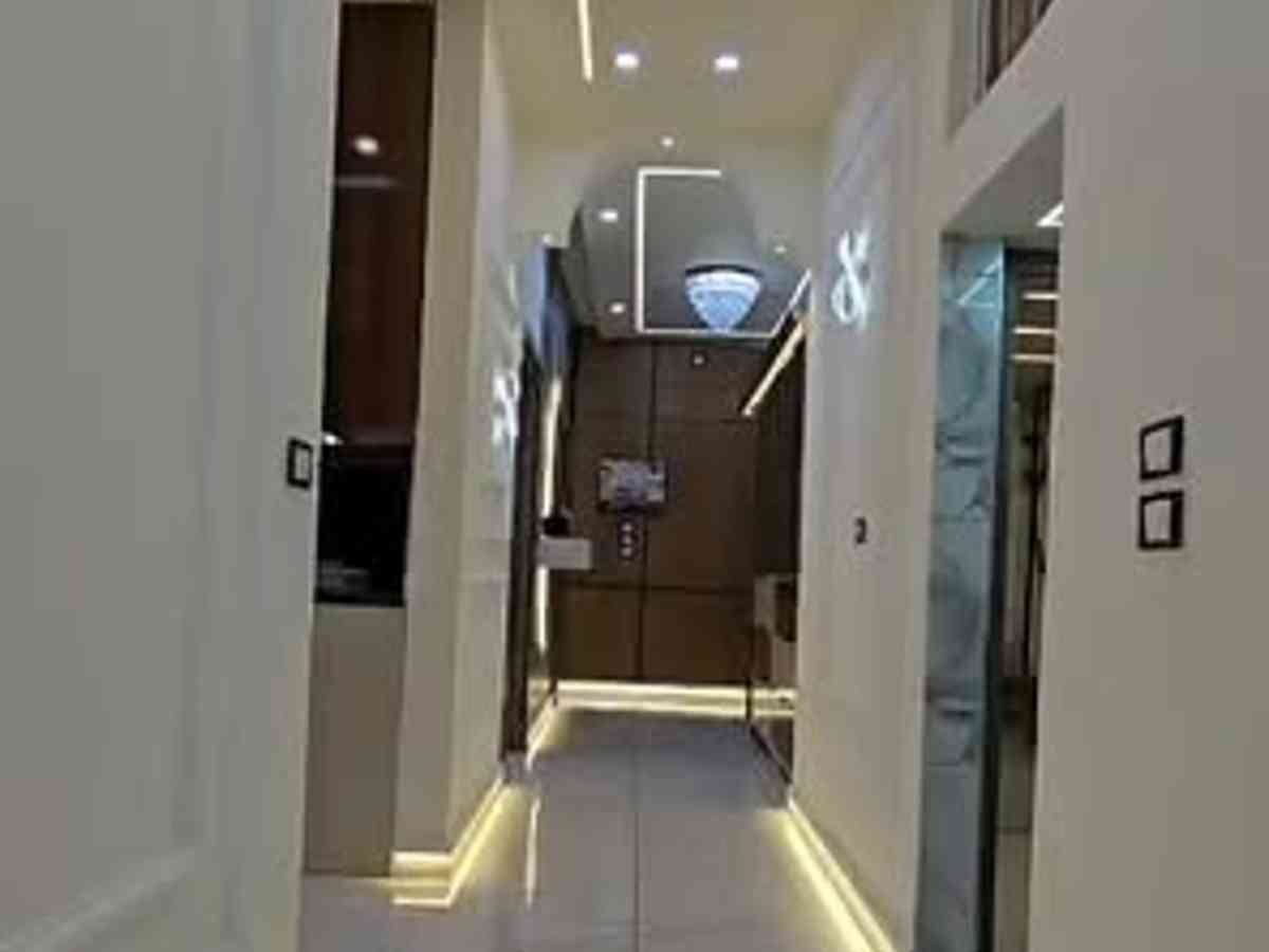 شقة 4 غرف طابق 2 للبيع