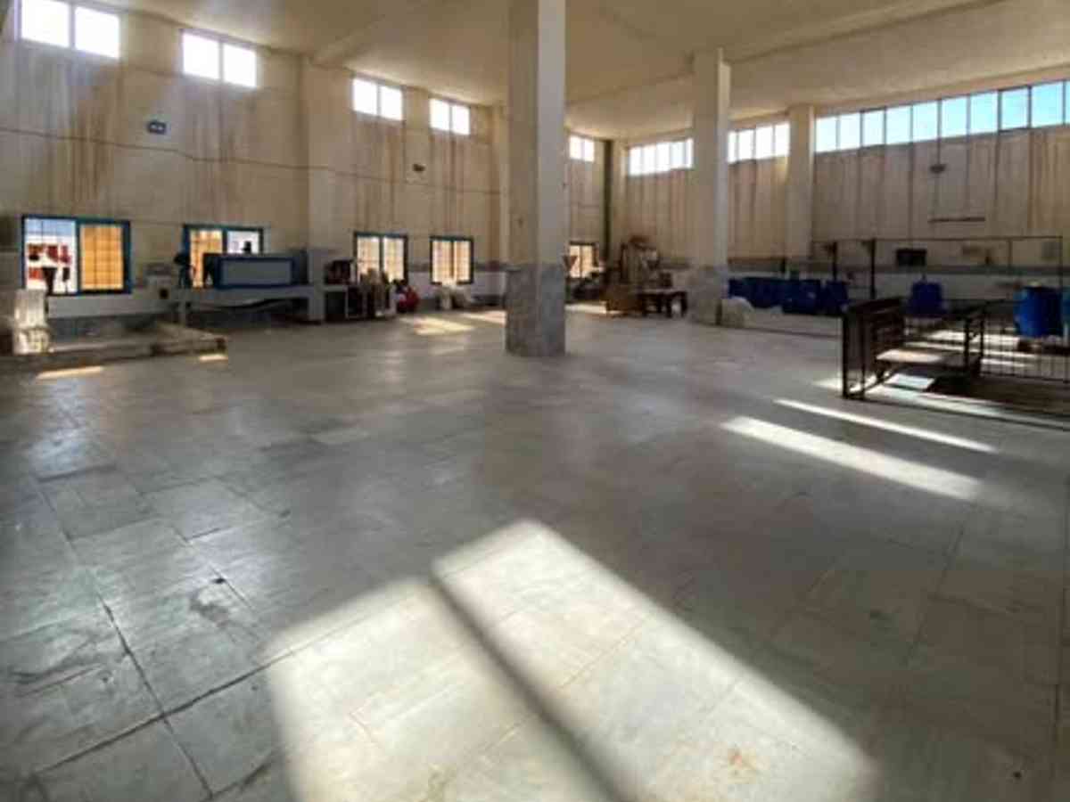 بناء 1550م² للبيع
