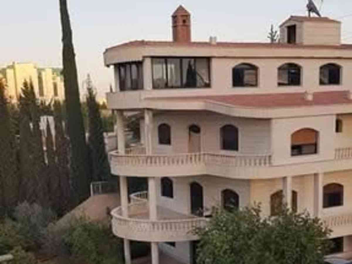 فيلا 11 غرف 5 صالات 600م² للبيع