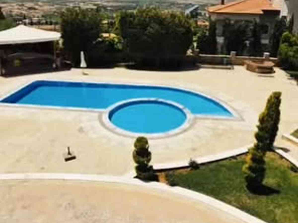فيلا 5 غرف 400م² مع فرش للبيع