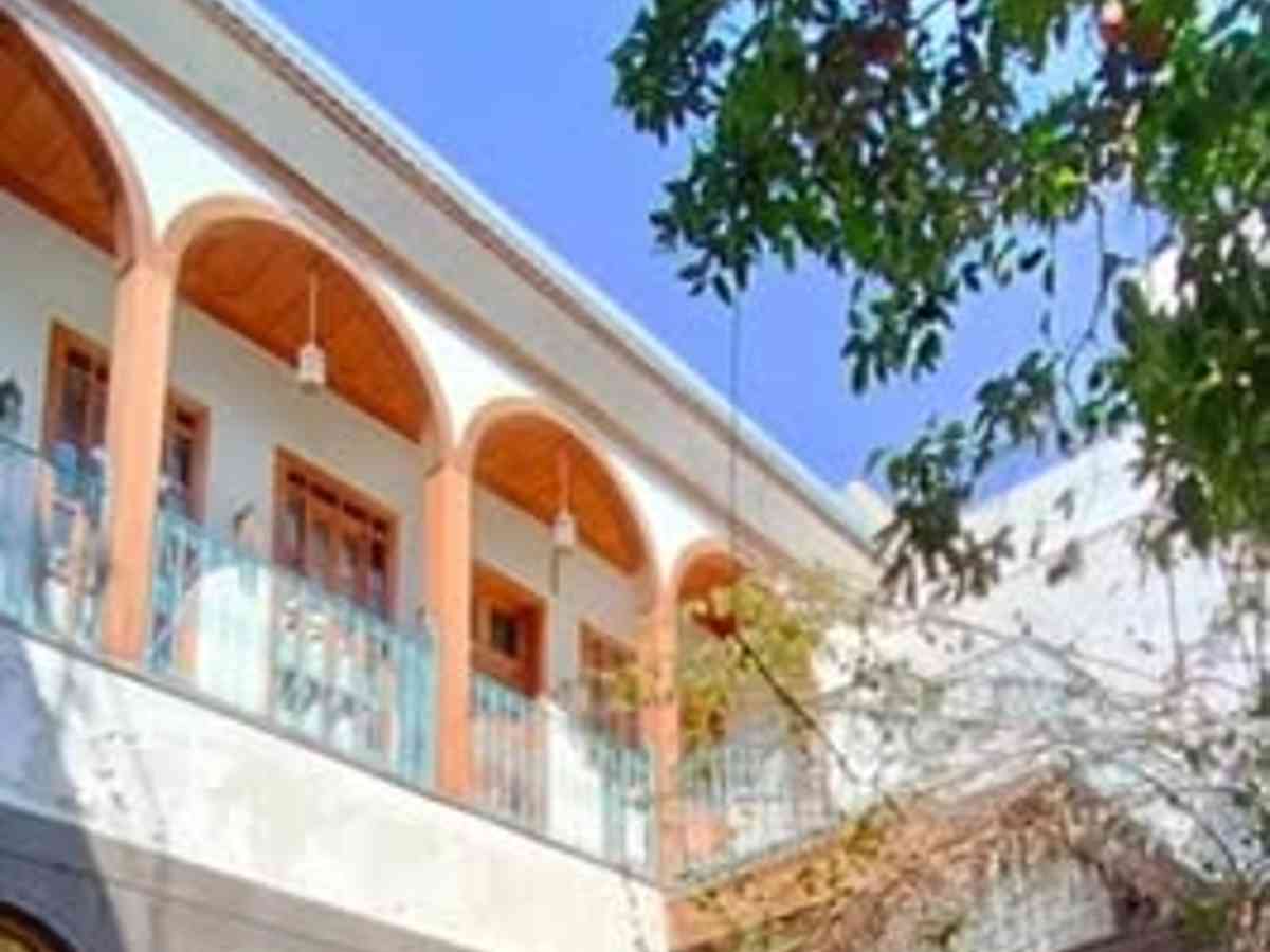 شقة 7 غرف 250م² للبيع