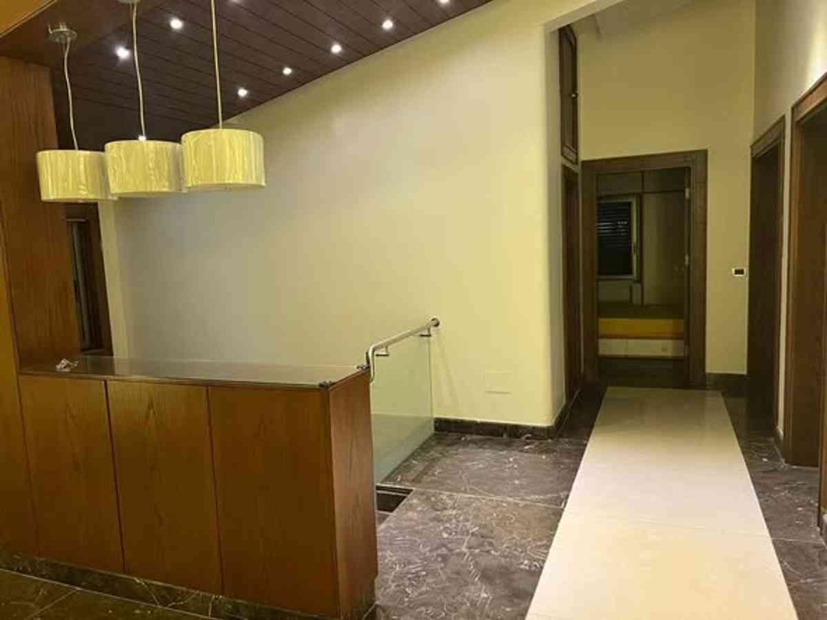 فيلا 8 غرف 2 صالات 350م² مع فرش للبيع