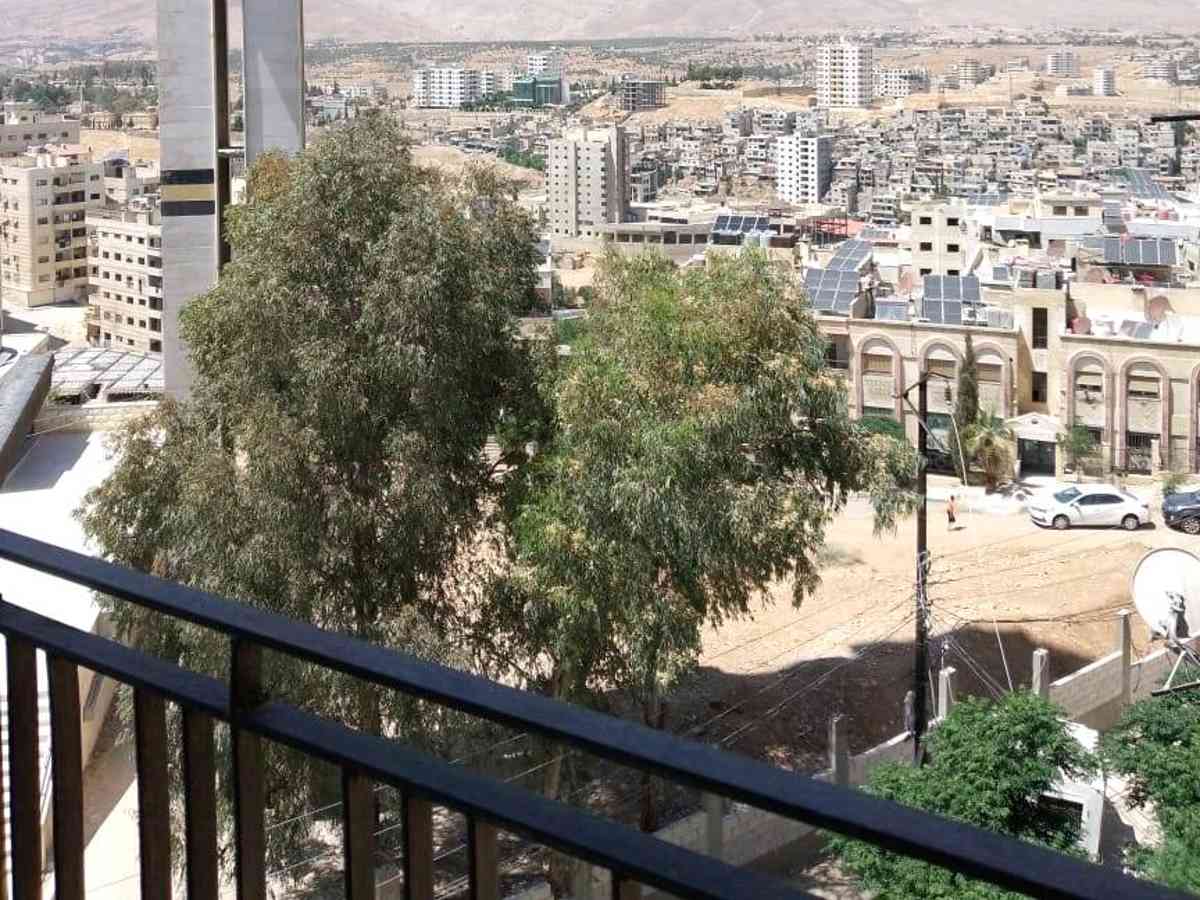 شقة 3 غرف 1 صالات 125م² طابق 4 مع فرش للبيع