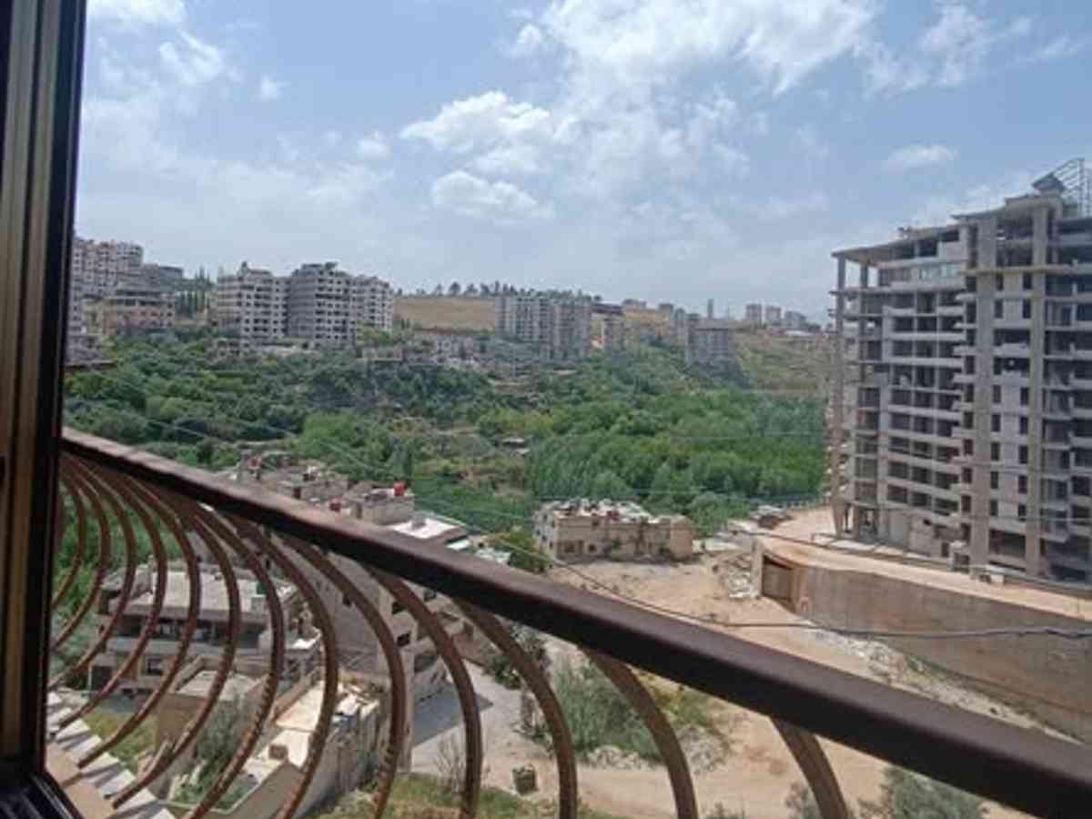 شقة 2 غرف 1 صالات 100م² طابق 3 مع فرش للبيع