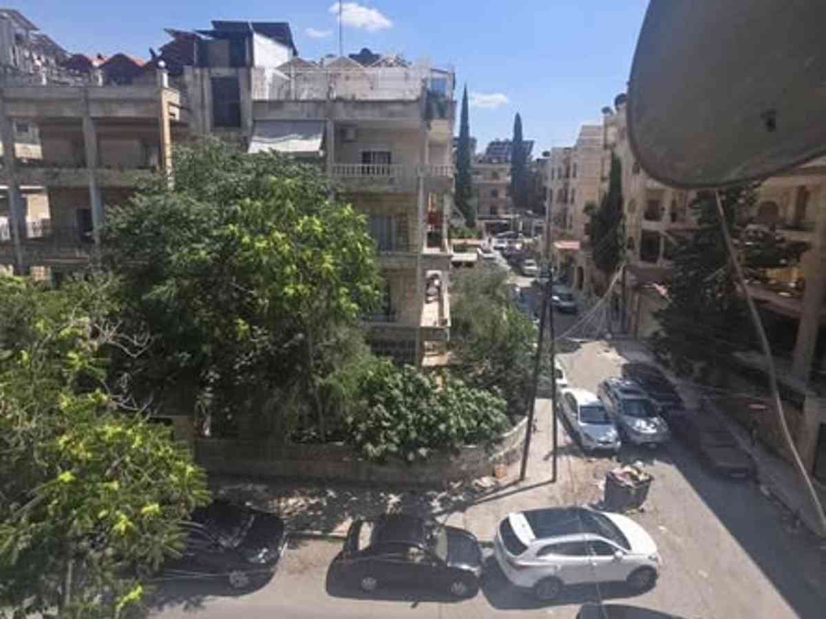 شقة 5 غرف طابق 3 للبيع