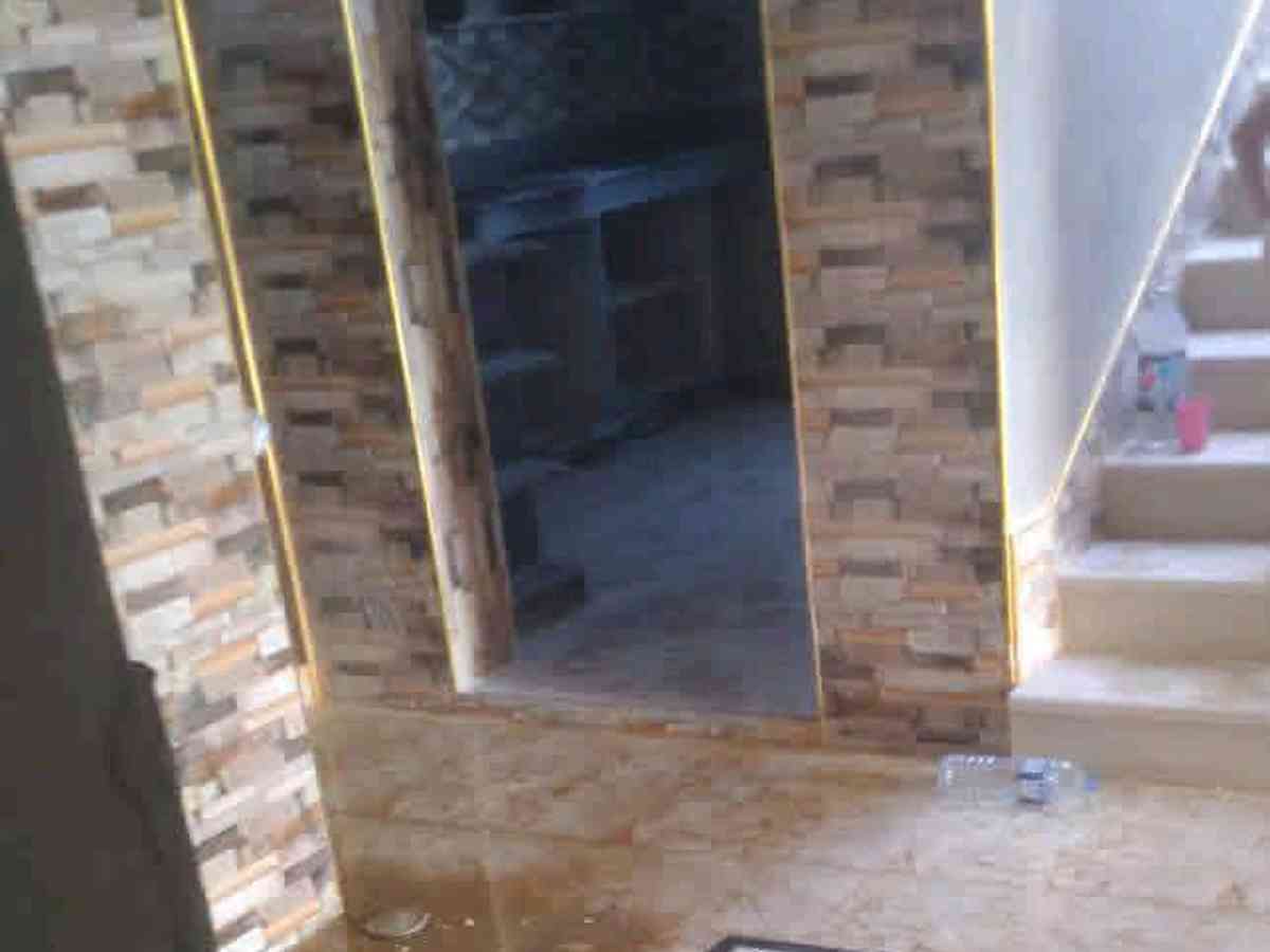 مزرعة 4 غرف 1500م² للبيع