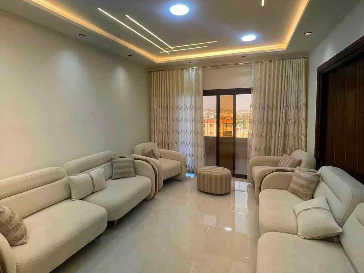 شقة 6 غرف 240م² طابق 3 للبيع