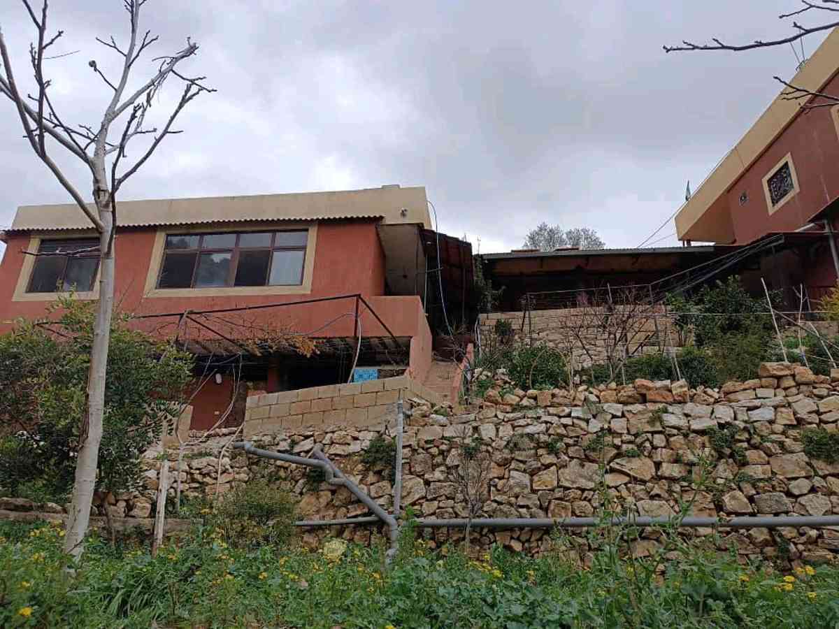 فيلا 5 غرف 3 صالات 800م² للبيع