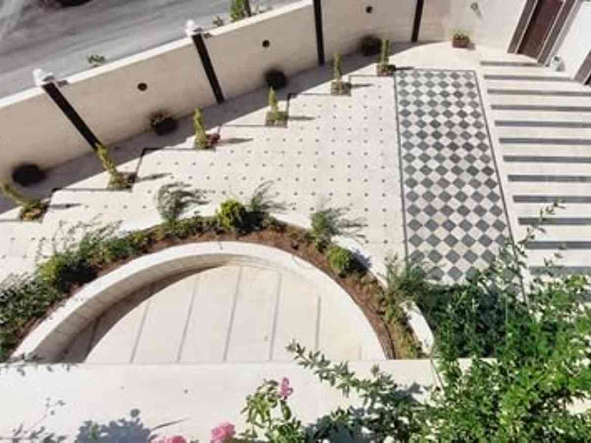 مزرعة للإيجار
